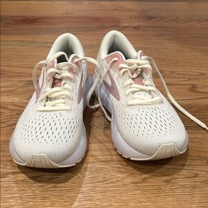 Brooks Ghost running shoes